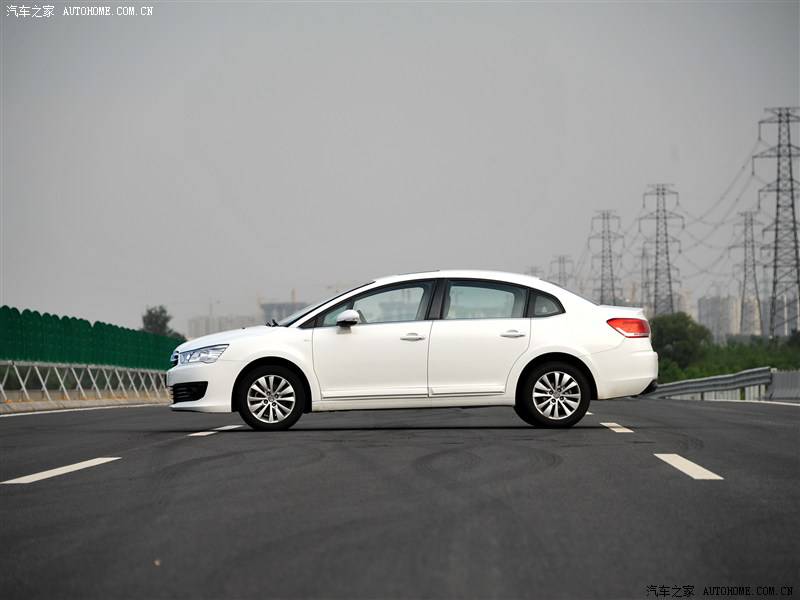 ѩ20122.0L