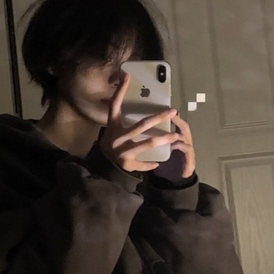 高冷帅气的男生头像