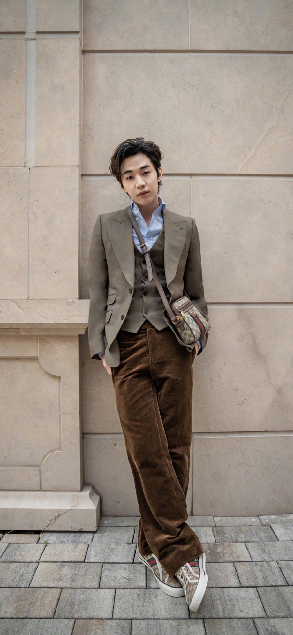 ܻ henryܻĦǰд