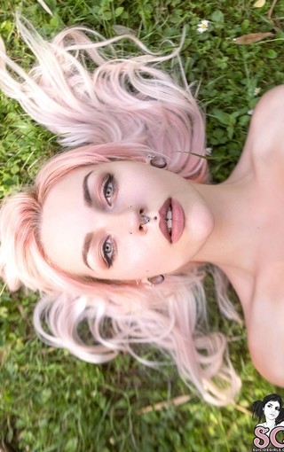 美貌和身材并存的真人美女性感诱惑写真图片