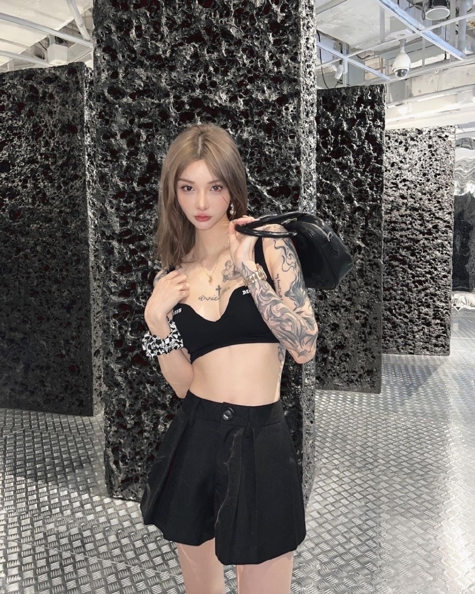 ŮԸʱд