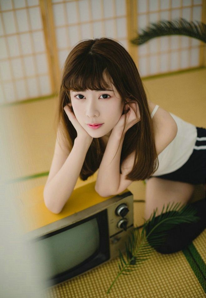 性感美女写真集大饱你眼福