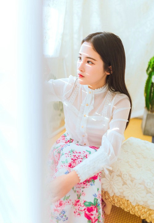 成熟美女性感私房写真