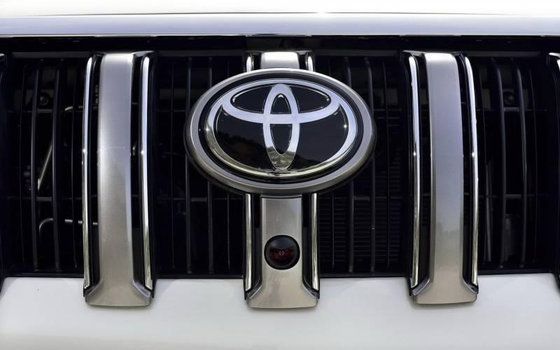 2014 Toyota Land Cruiser  ֽ