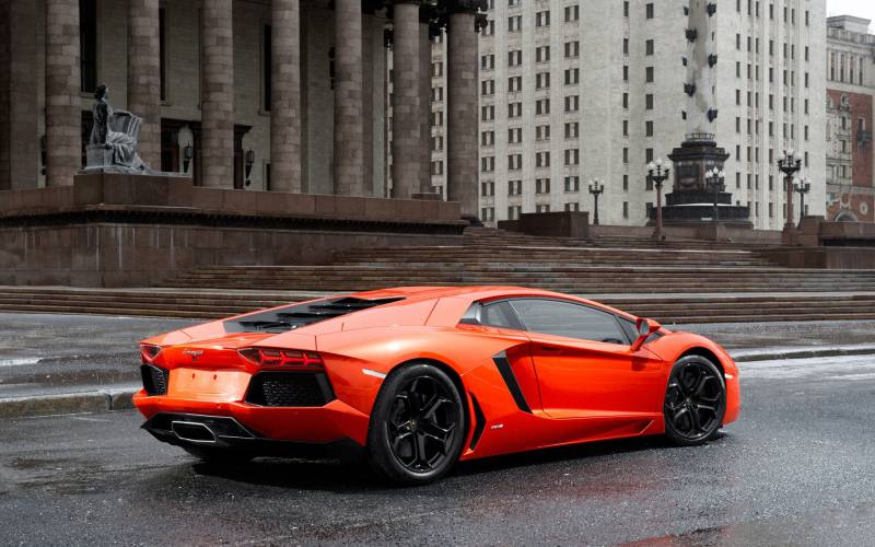 ѡAventador LP700-4ܳͼƬ