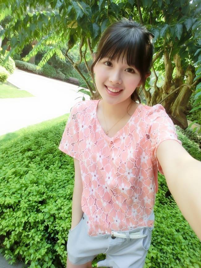УӶ-- 