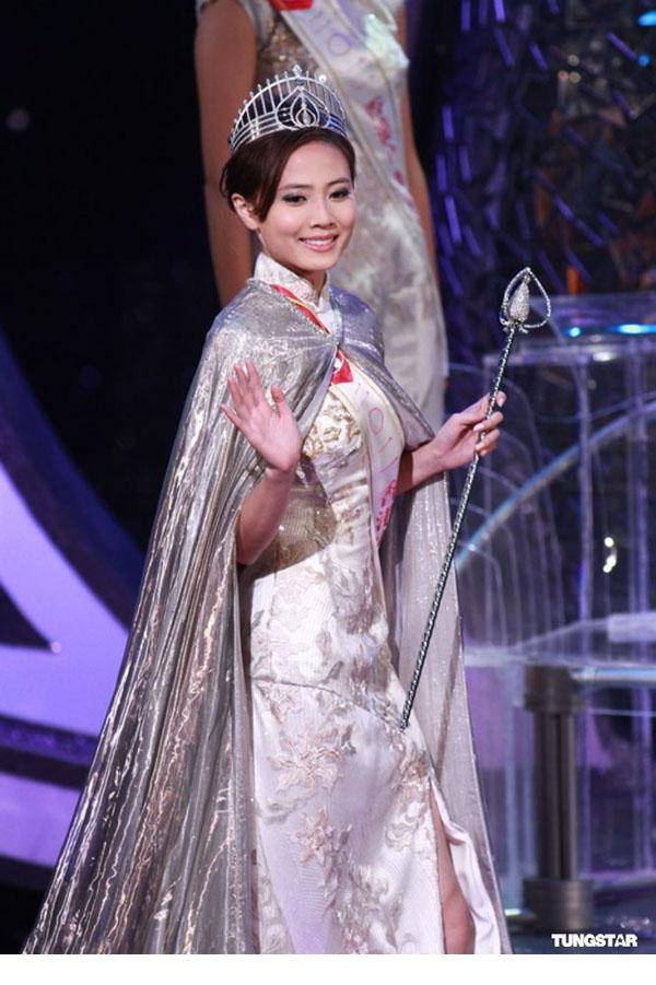 2011港姐冠军朱晨丽绝美图片--长腿 美腿