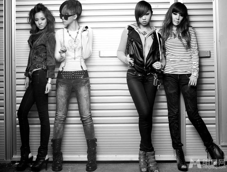 2NE1ʱд