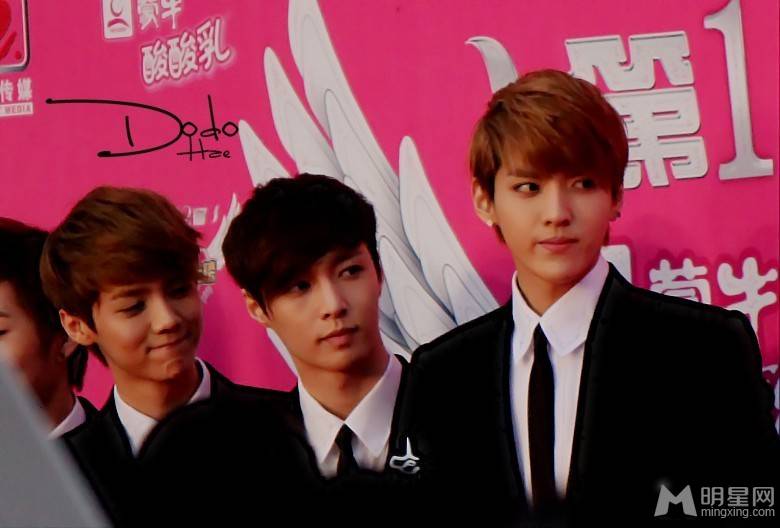 EXO-M˧д