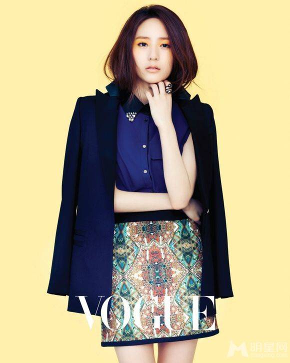 f(x)ԱKrystal־VOGUEױд