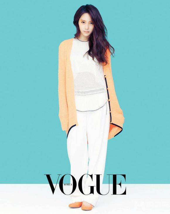 f(x)ԱKrystal־VOGUEױд