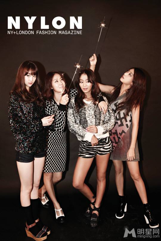 Sistarʱ־NYLON9¿д