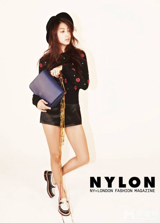 Sistarʱ־NYLON9¿д