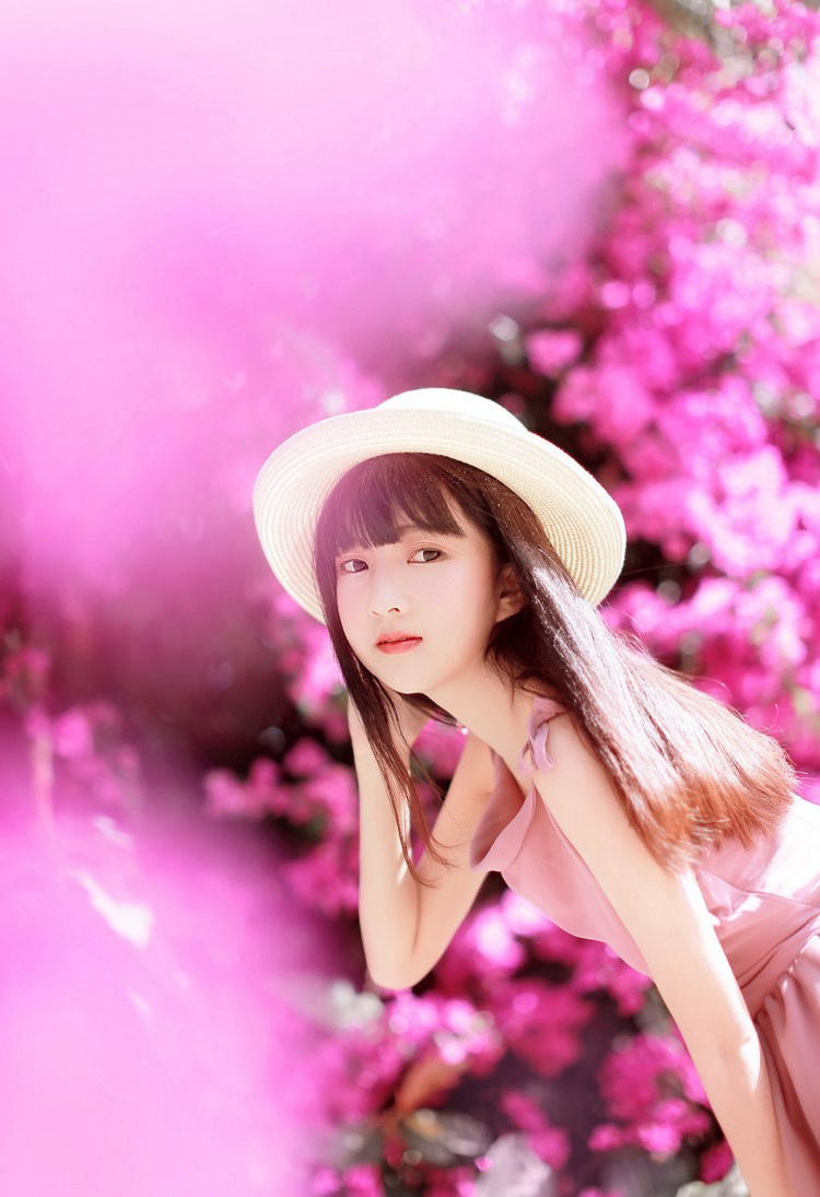 AISS˿Ů˿Ʒջд