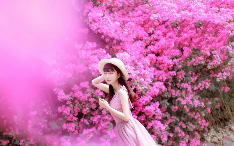 AISS˿Ů˿Ʒջд