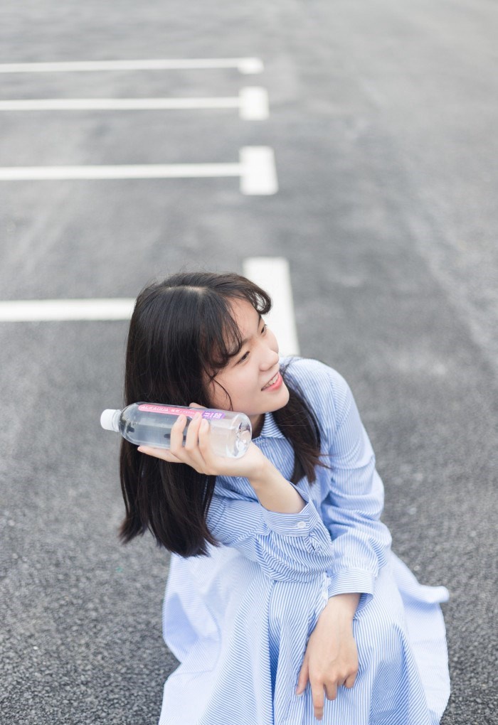 ŵSabrina߱ȻӾװд