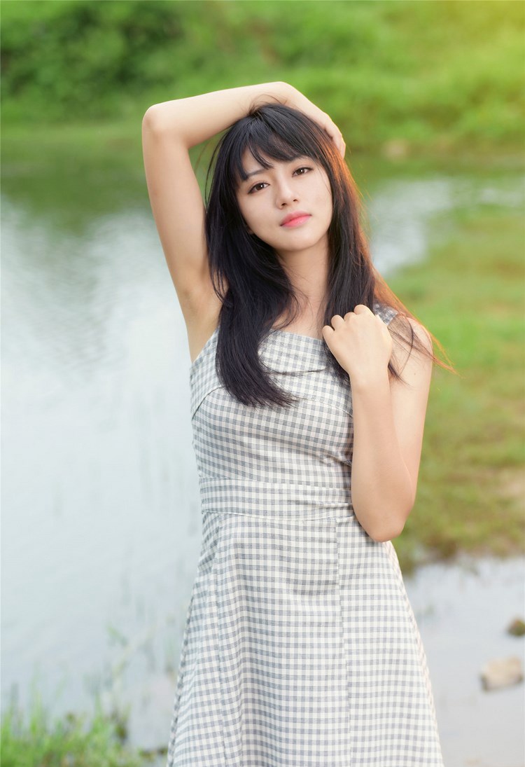 ǹŮAngelin˽д