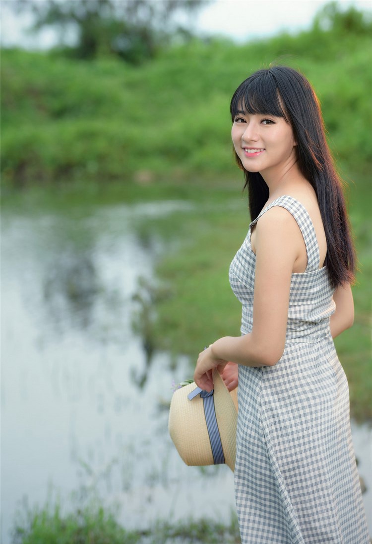 ǹŮAngelin˽д