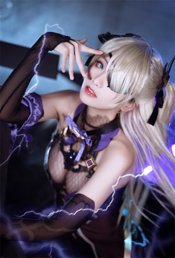 Ů٧ջcosplayͼƬ