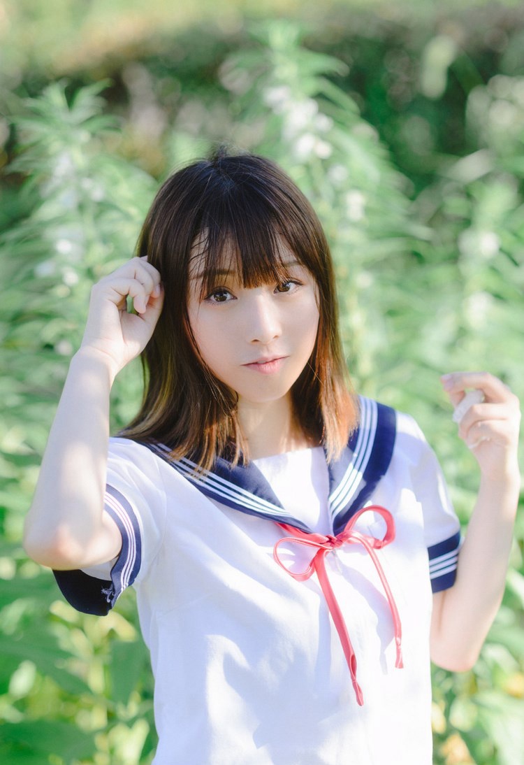 秀人网妹子唐雨辰TYC诱人白纱内衣写真套图
