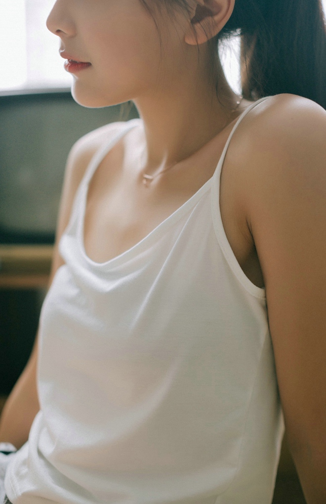 ¹ݹǸŮܱbellaջԸд