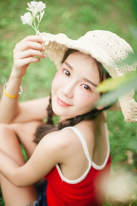 ƯŮ˼μTiffanyԸзд