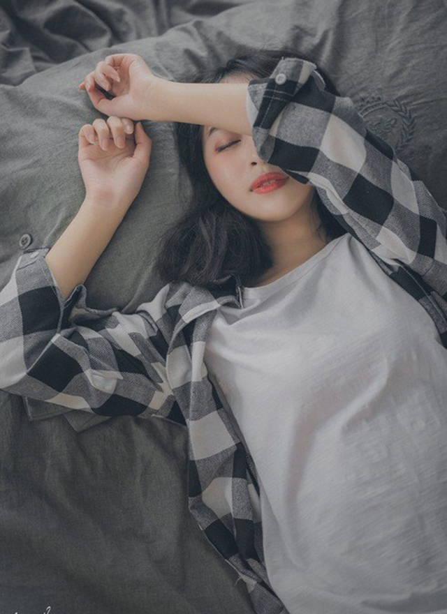 ŮSISY˼廧Ըд