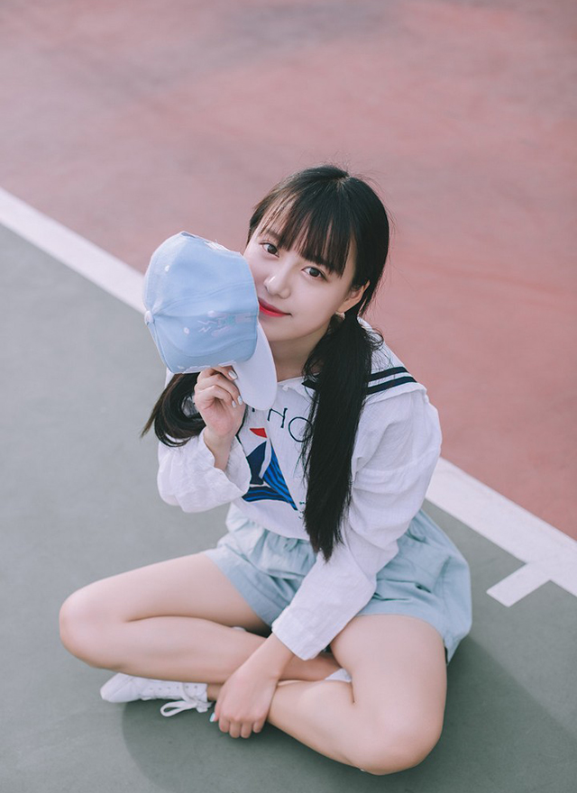 ¹ݱȻŮEvelyn˸д