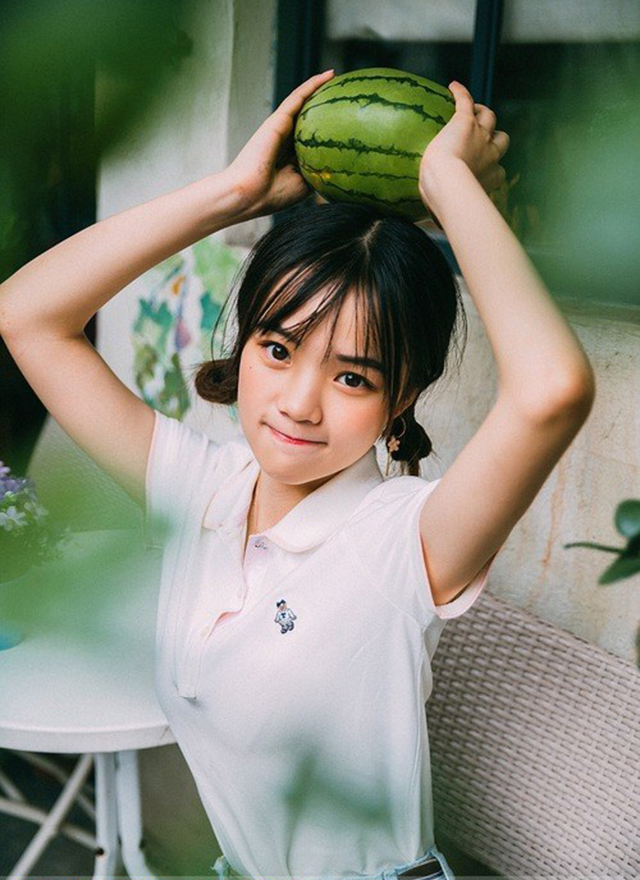 ¹ݱȻŮEvelyn˸д
