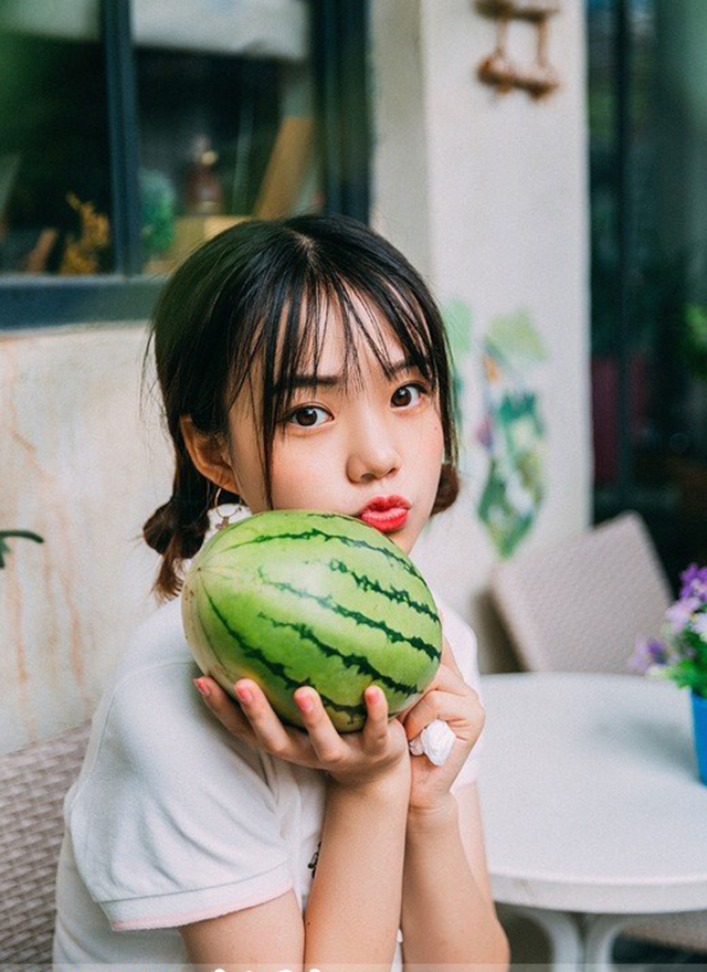 ¹ݱȻŮEvelyn˸д