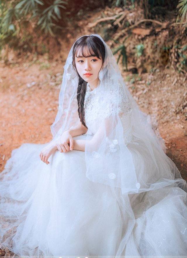 美媛馆比基尼女孩Evelyn艾莉丰满诱人高清写真