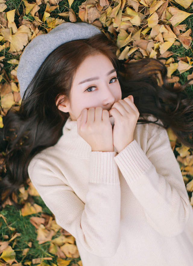 ¹ݱȻŮEvelyn˸д