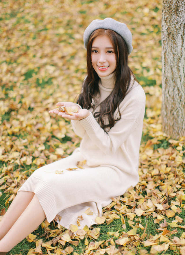 ¹ݱȻŮEvelyn˸д