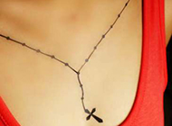胸部创意纹身图案个性刺青项链