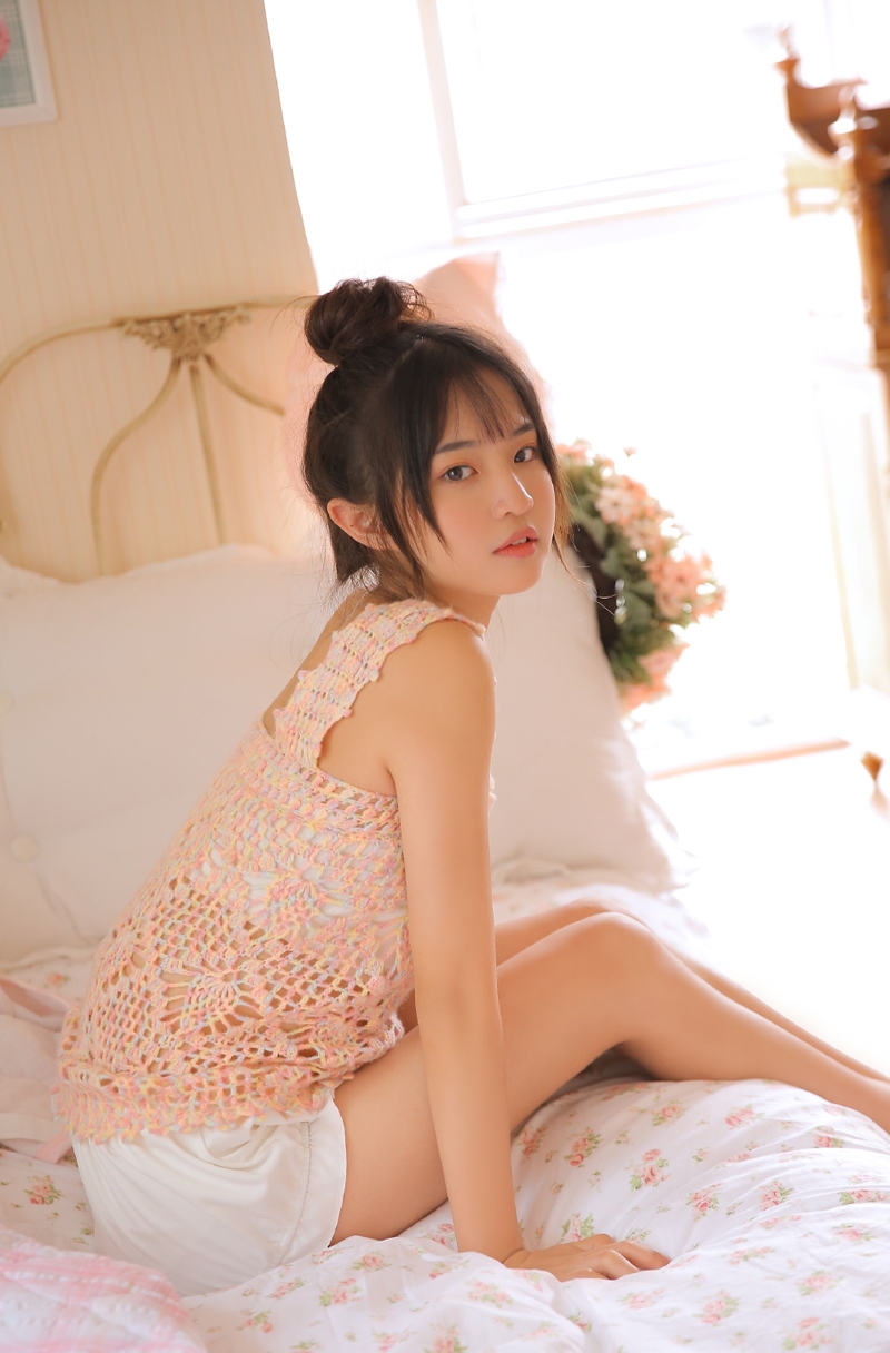 日本写真女郎星名美津纪身材丰满诱人
