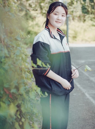 漂亮性感的女人李七喜家居写真套图