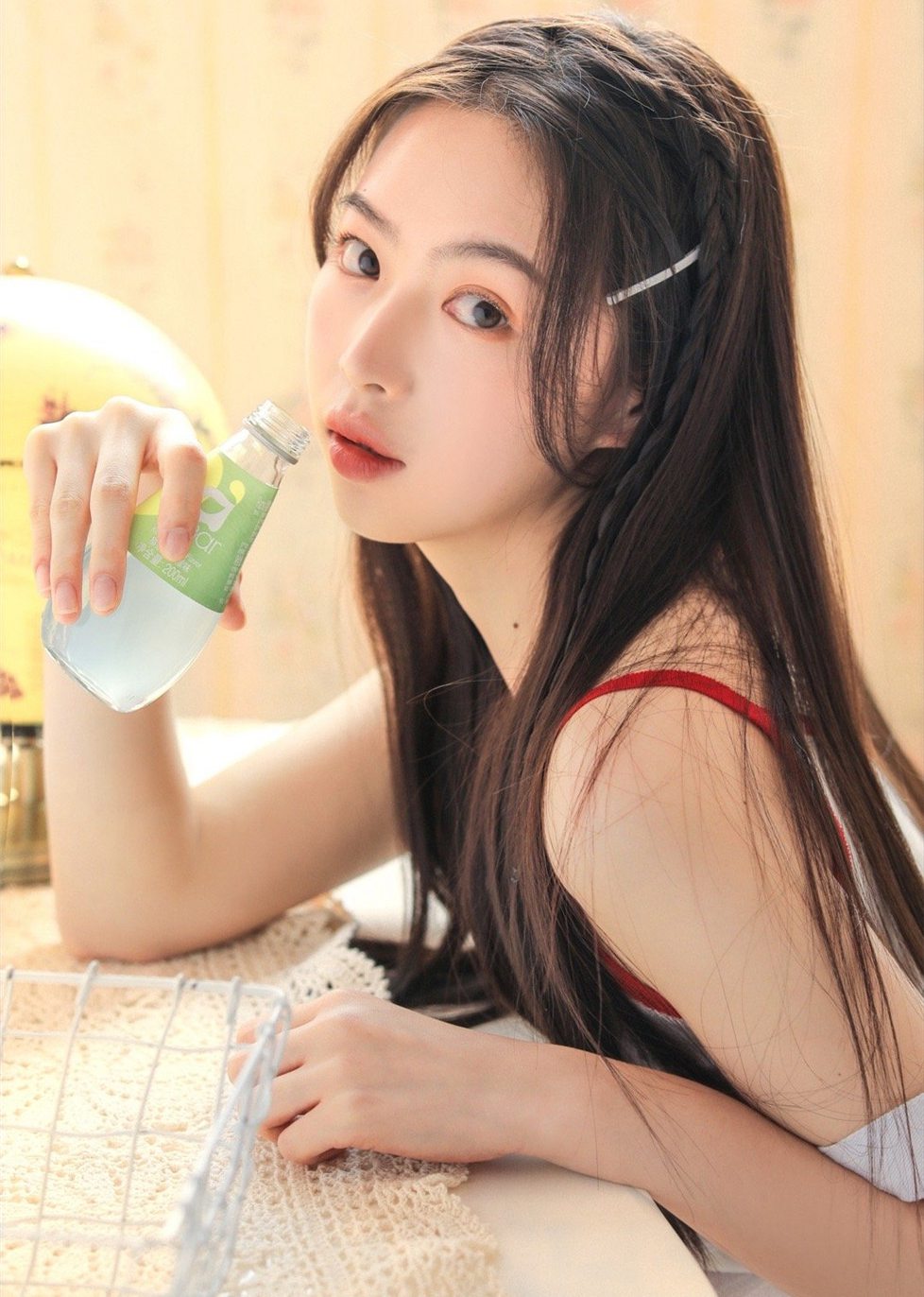 ԸгŮ˼Artջ