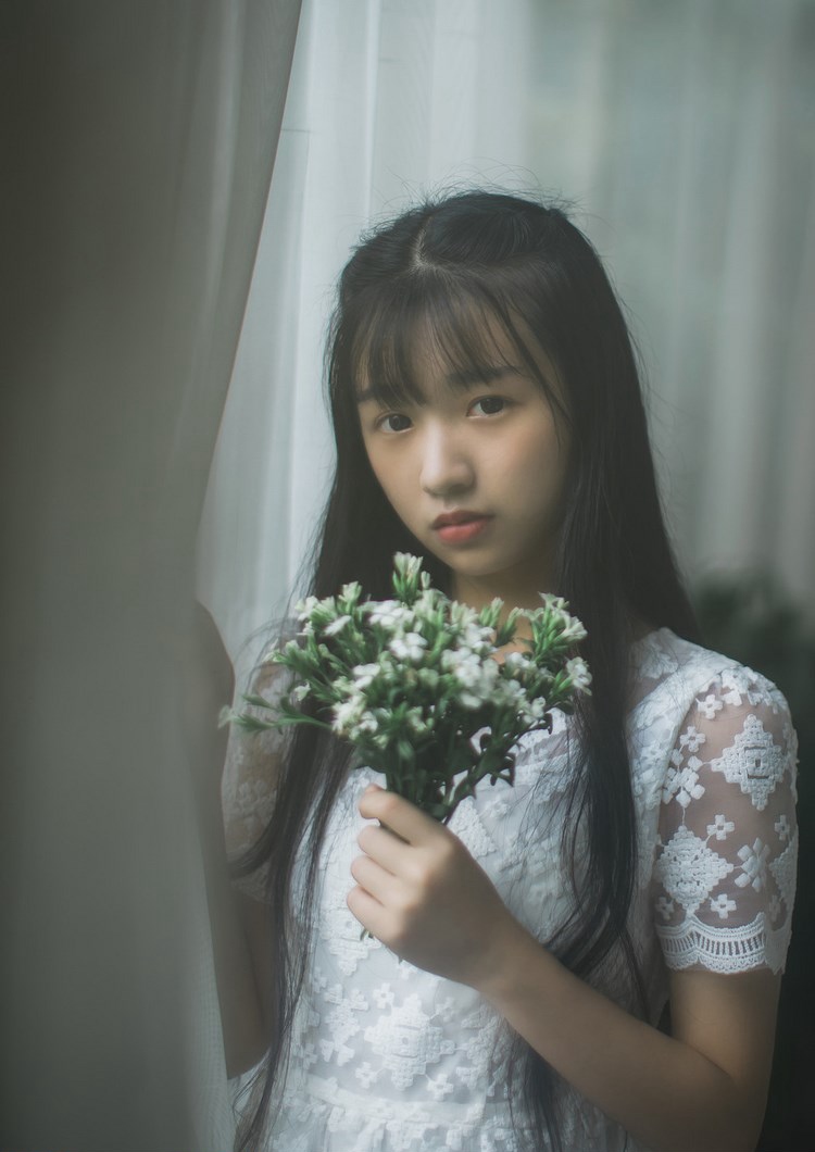 Winki丝姬超高清丝袜美腿诱惑私房照