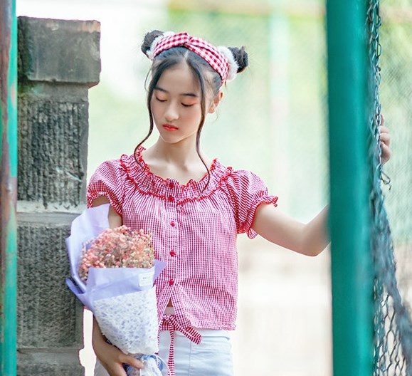 美胸女神樱桃透明蕾丝内衣性感大片