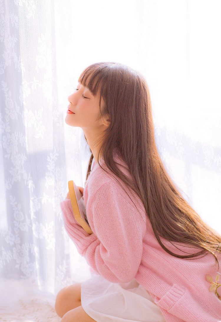 秀人网模特莉莉丝甜美萝莉风格写真集