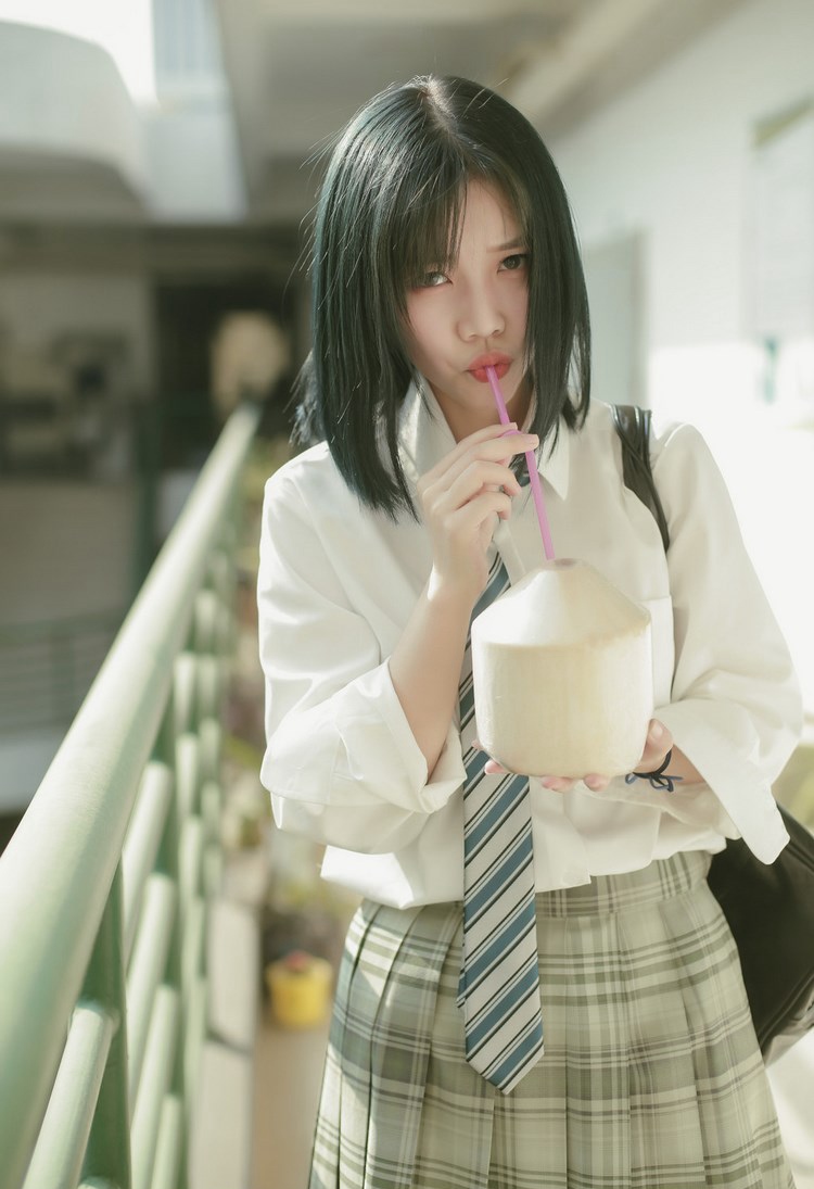 绮梦Cherish- [TGOD推女神] 浴室湿身迷人眼