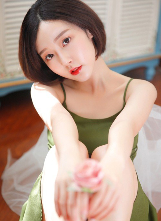 [TGOD推女神]美女模特Ann尤美百变女郎性感写真