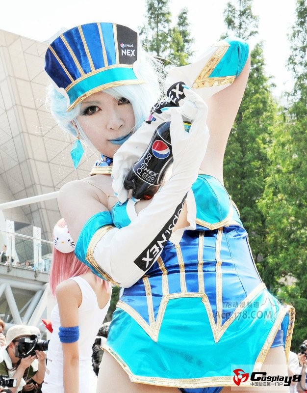 ձͷcosplayŮͼƬ