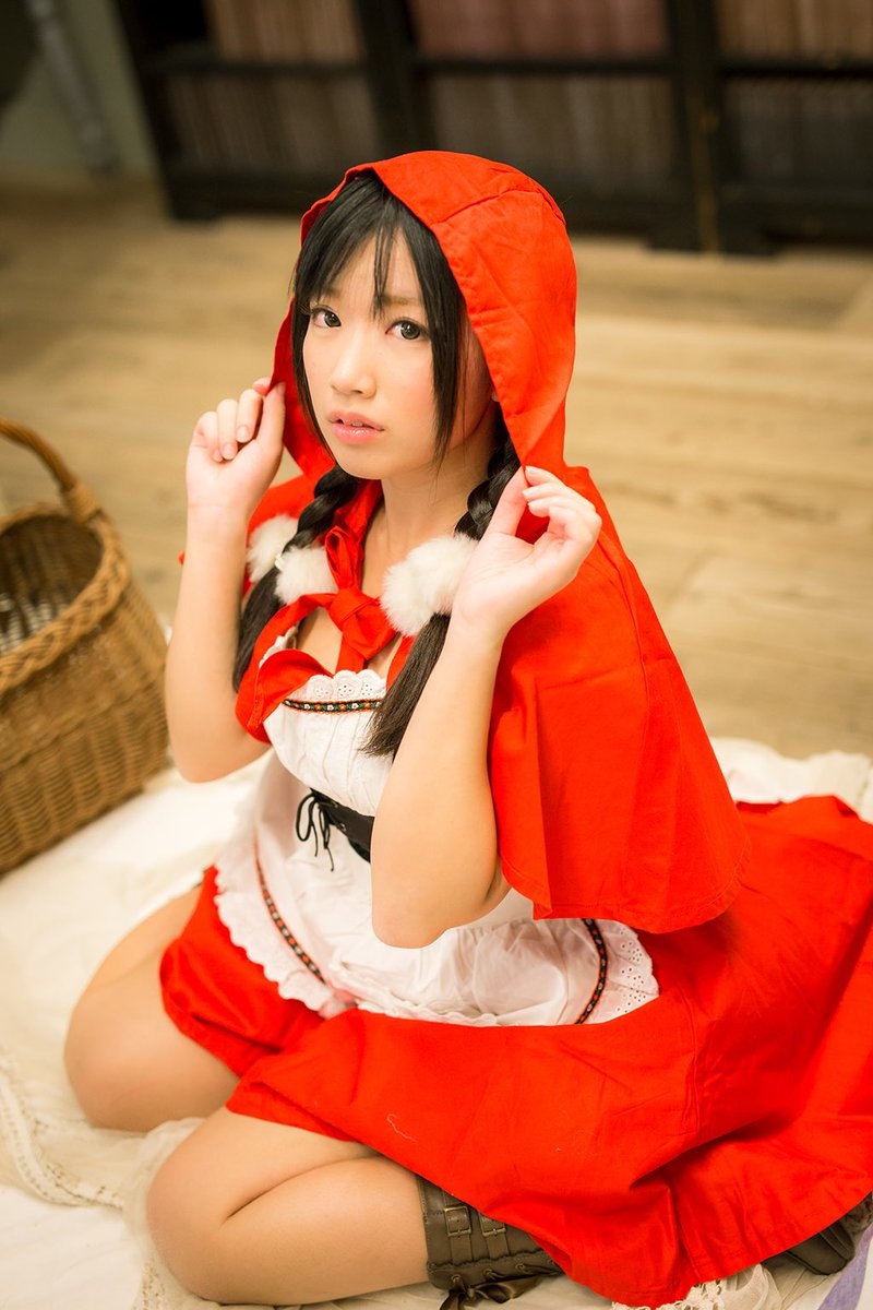 18RϷcosplayŮͼƬ