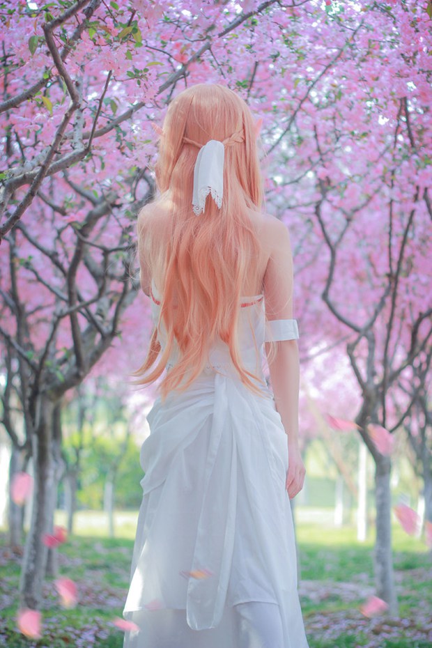 18RϷcosplayŮͼƬ