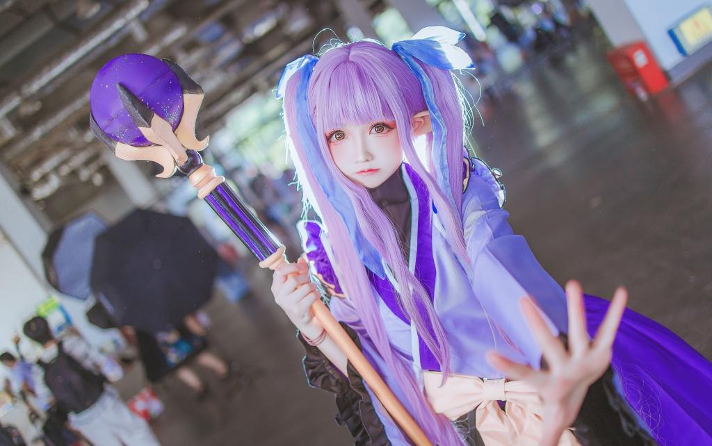 ʹژGcosplayͼ