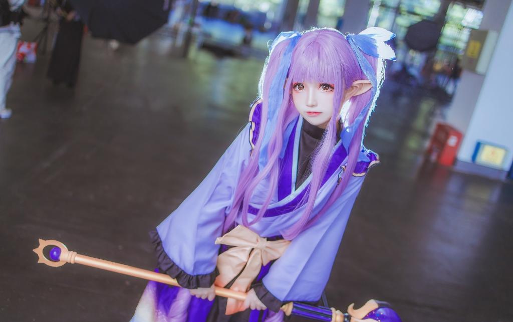 ʹژGcosplayͼ