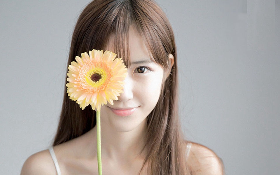 日本女模特富樫梓唯美性感写真