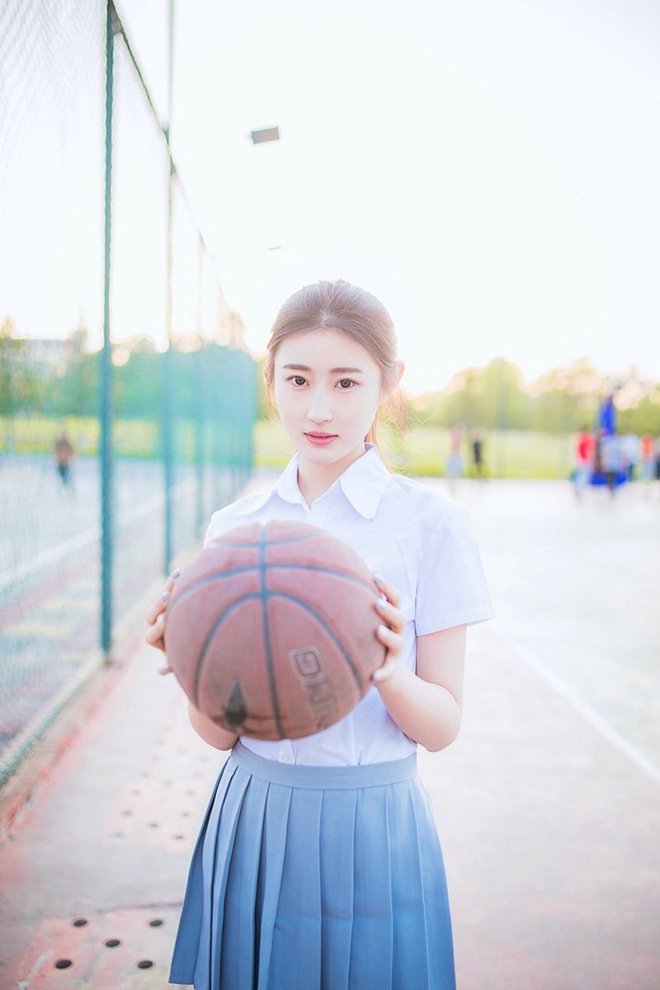 圣诞美女周琰琳LIN性感高清写真照