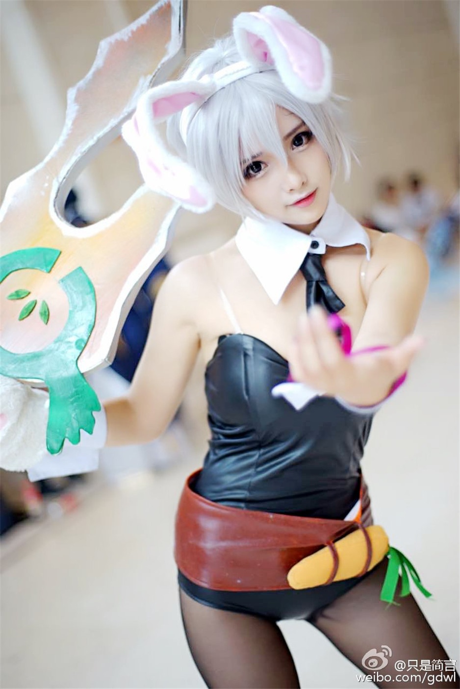й90ŮCoserֻǼɹ˽
